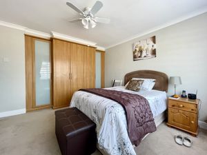 Photo 16- click for photo gallery